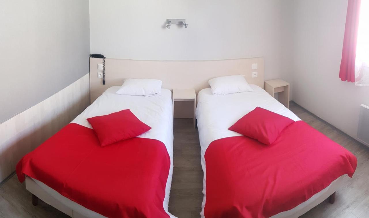 Hotel La Berangere Pérouges Buitenkant foto