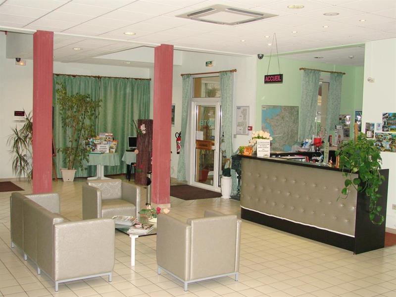 Hotel La Berangere Pérouges Buitenkant foto