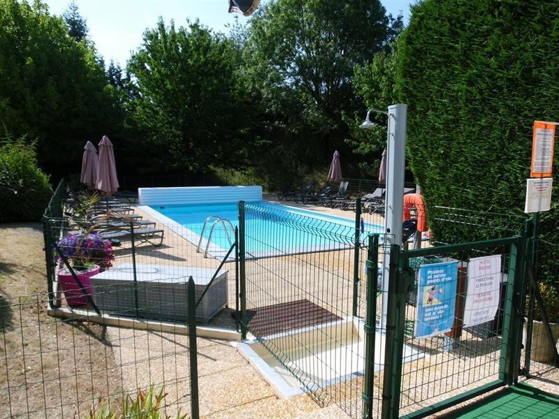 Hotel La Berangere Pérouges Buitenkant foto